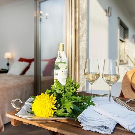 Beachouse - Surf, Bed & Breakfast Ericeira Exterior photo
